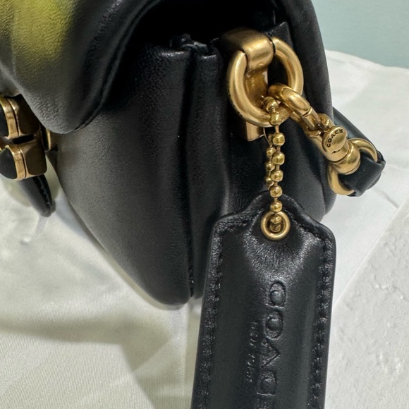 Coach Pillow Tabby 18 black - Picture 5 of 7